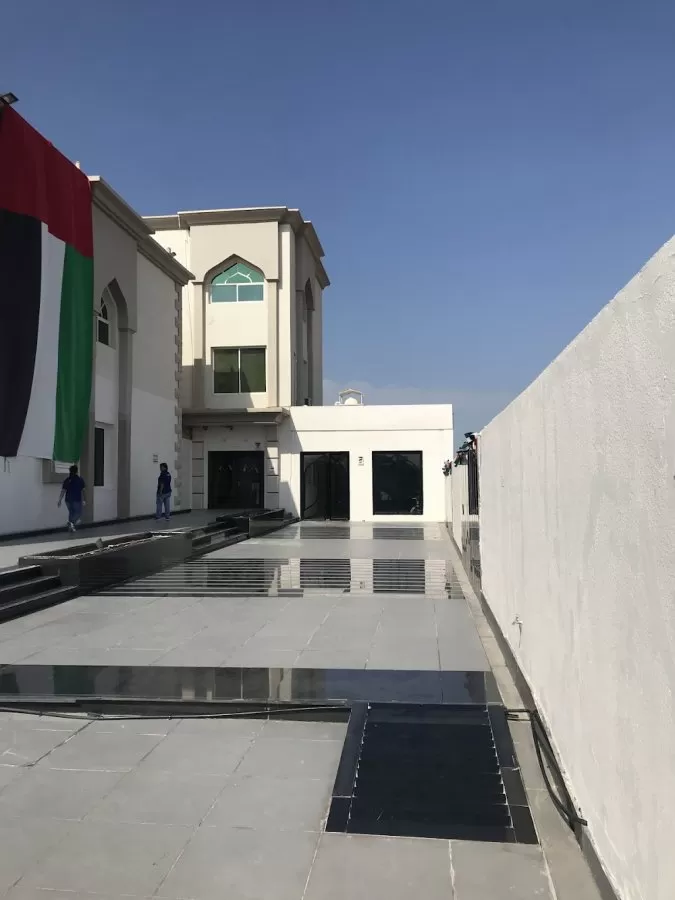 Al Bustan Medical Center مركز البستان الطبي - Photo 2