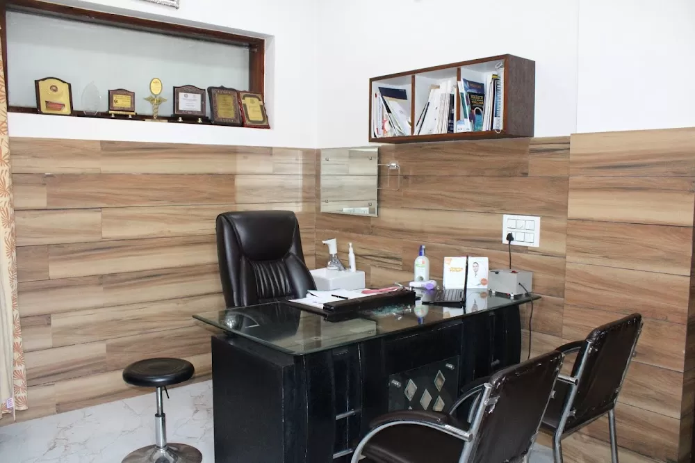 Dr Meenakshi Jindal - Best New Born Baby & Kids Doctor in Ludhiana | Jindal Hospital, Ludhiana - Photo 8