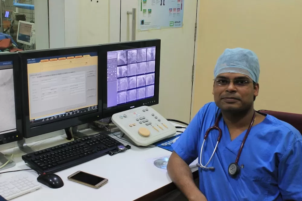 Dr. Gaurav Singhal - Photo 5