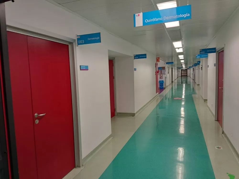 Hospital Universitario de Fuenlabrada - Photo 2