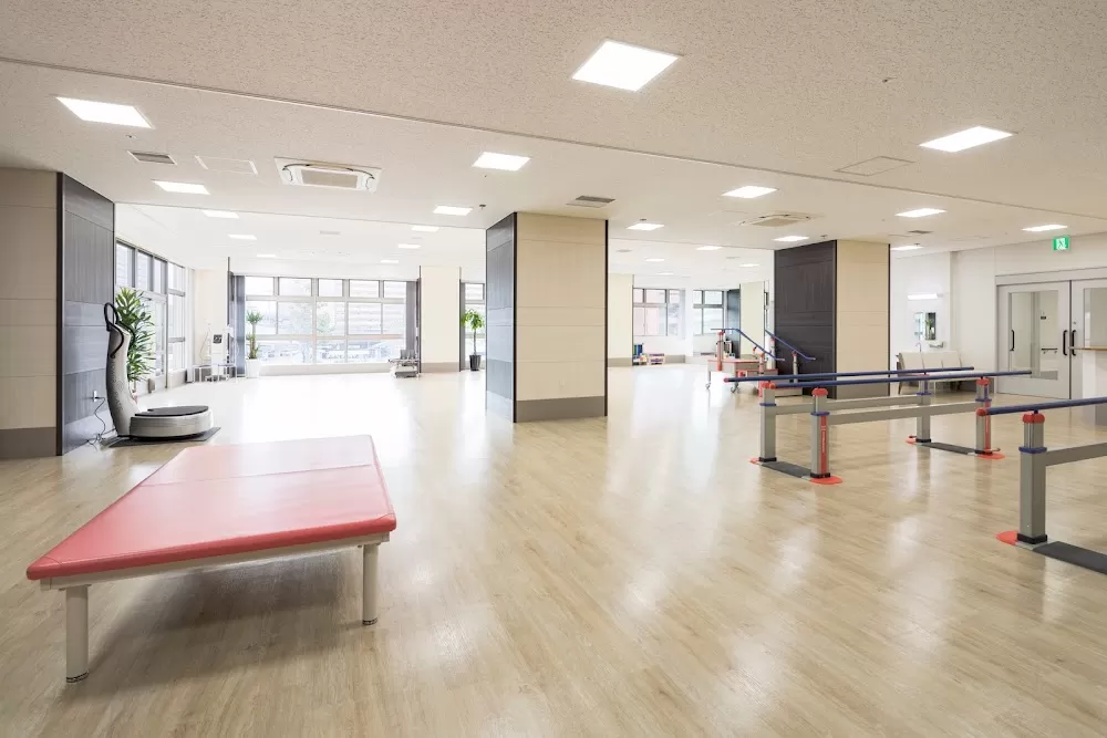Osaka Global Orthopedic Hospital - Photo 6
