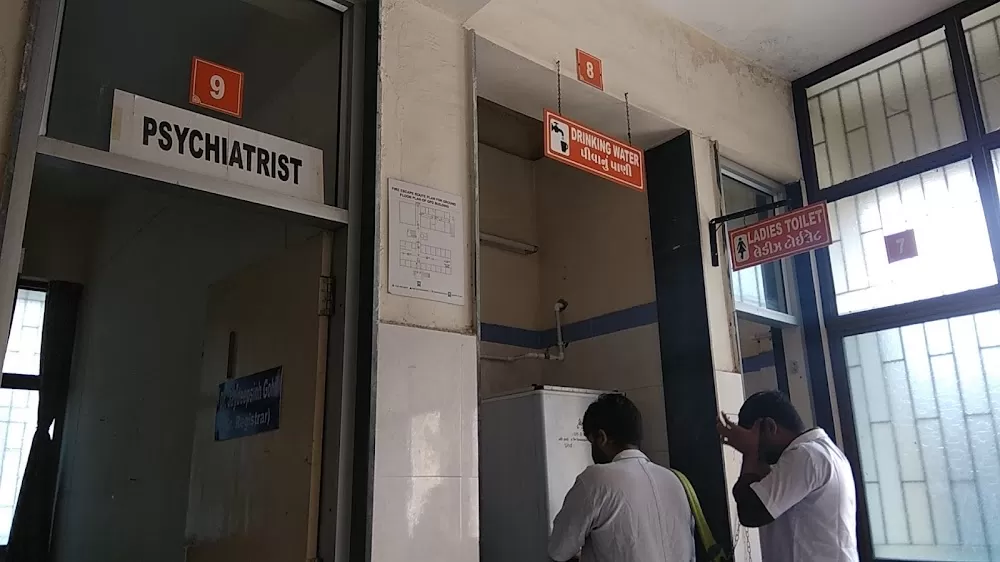 Hospital For Mental Health, Karelibaug. - Photo 6