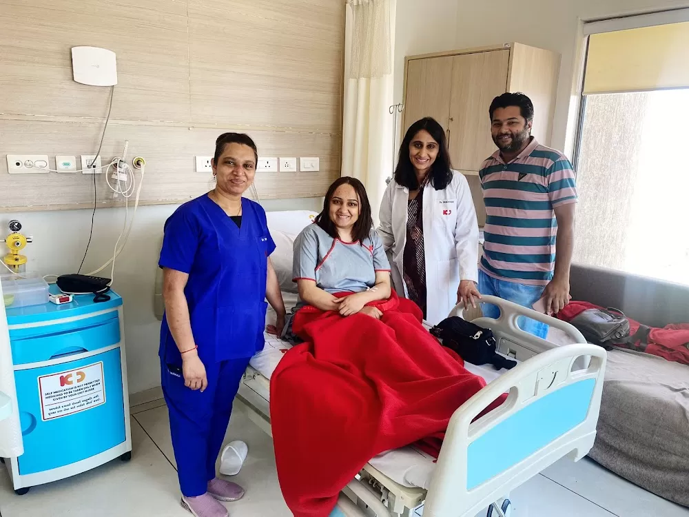 Dr. Shachi Joshi - Photo 7