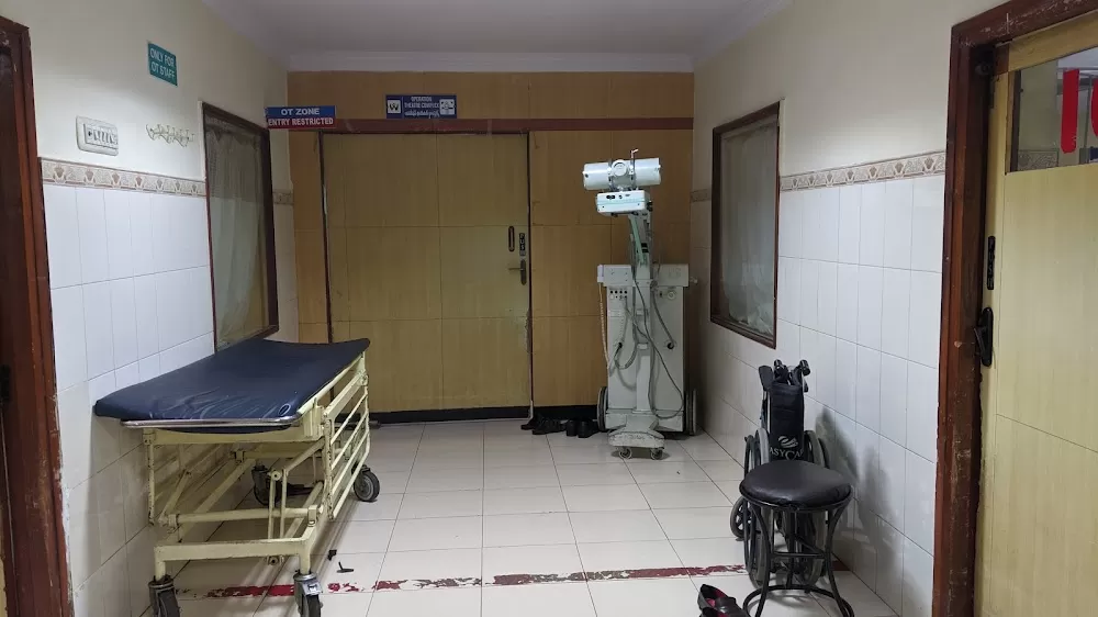 Woodlands Hospital - Photo 7