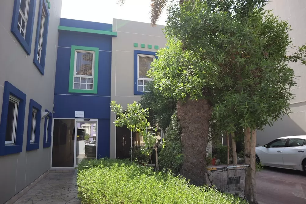 HealthBay Gastroenterology & Digestive Health | Al Wasl - Photo 2
