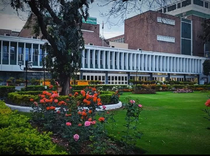 Cardiothoracic and Neurosciences Centre AIIMS (C. N. Centre) - Photo 2