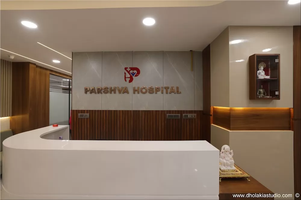 Parshva Hospital | Orthopedic and Pediatric | Dr. Sapan Vora | Dr. Jaini Vora | Arthroscopy | Knee replacement in Ahmedabad - Photo 2