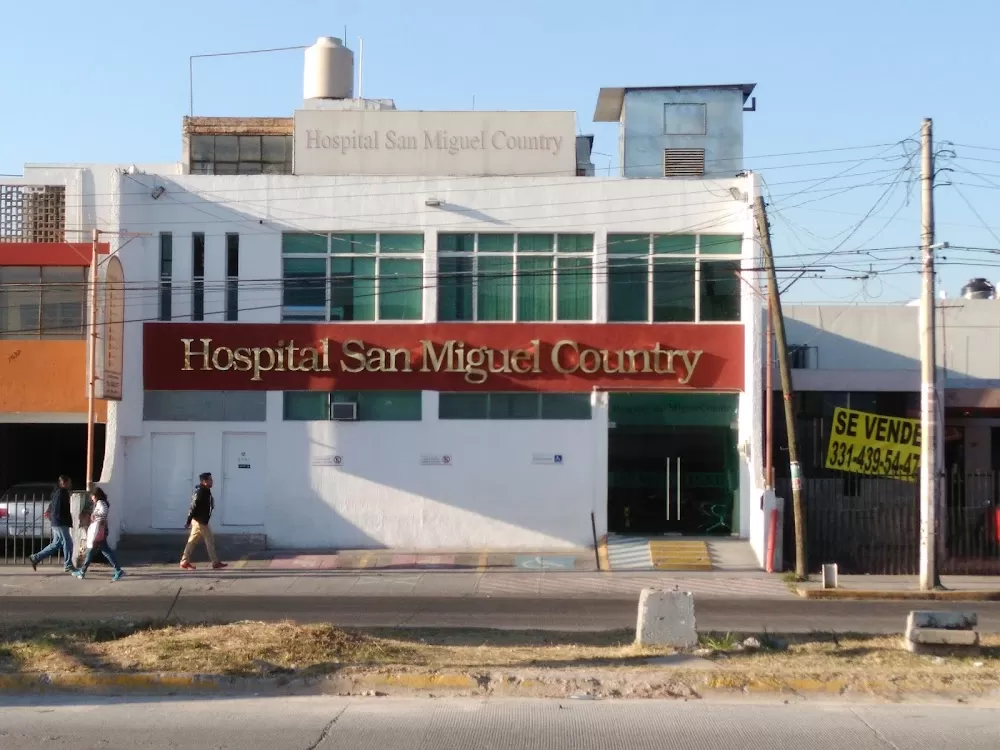Hospital San Miguel Country - Photo 5