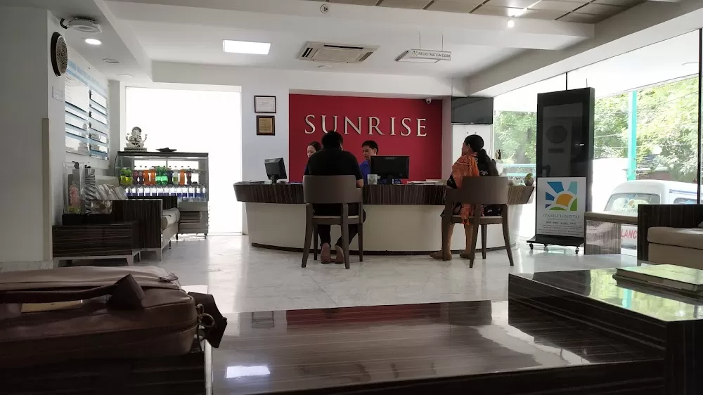 Sunrise Hospital - Photo 5