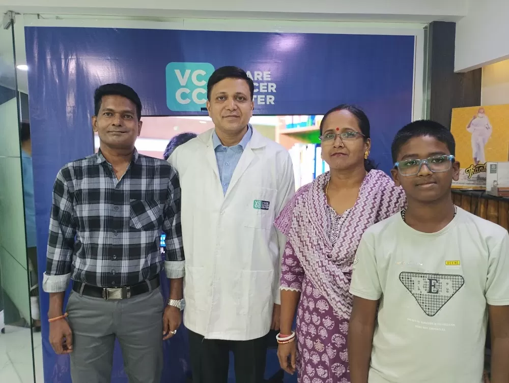V CARE CANCER CENTER - Photo 8