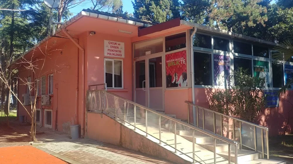 İstanbul Erenköy Ruh Ve Sinir Hastalıkları Eğitim Ve Araştırma Hastanesi - Photo 4