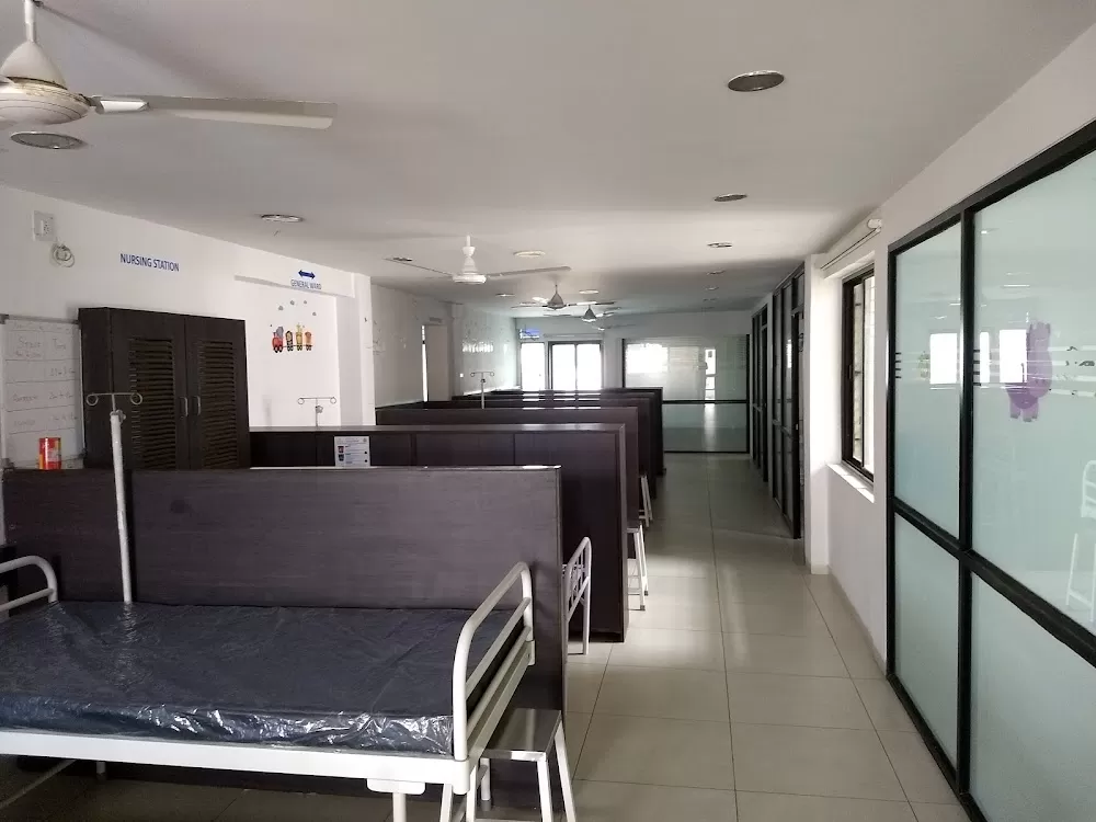 Aadi children hospital - Photo 4