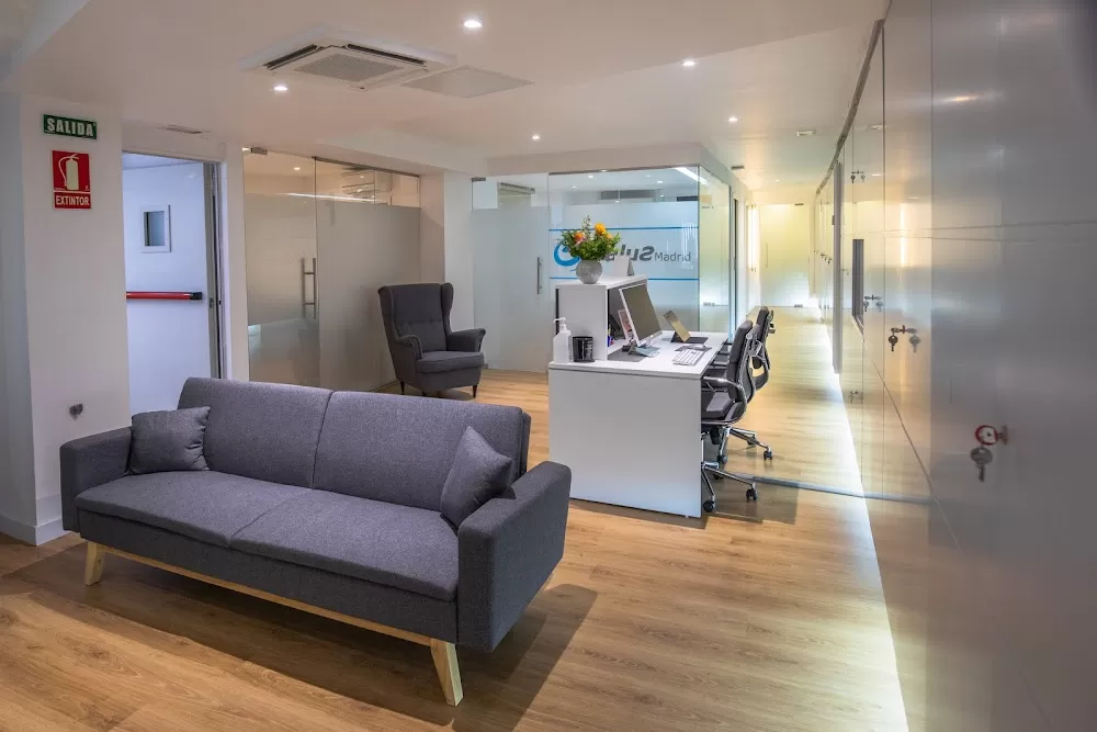 Salus Madrid Clinica Dental - Photo 3
