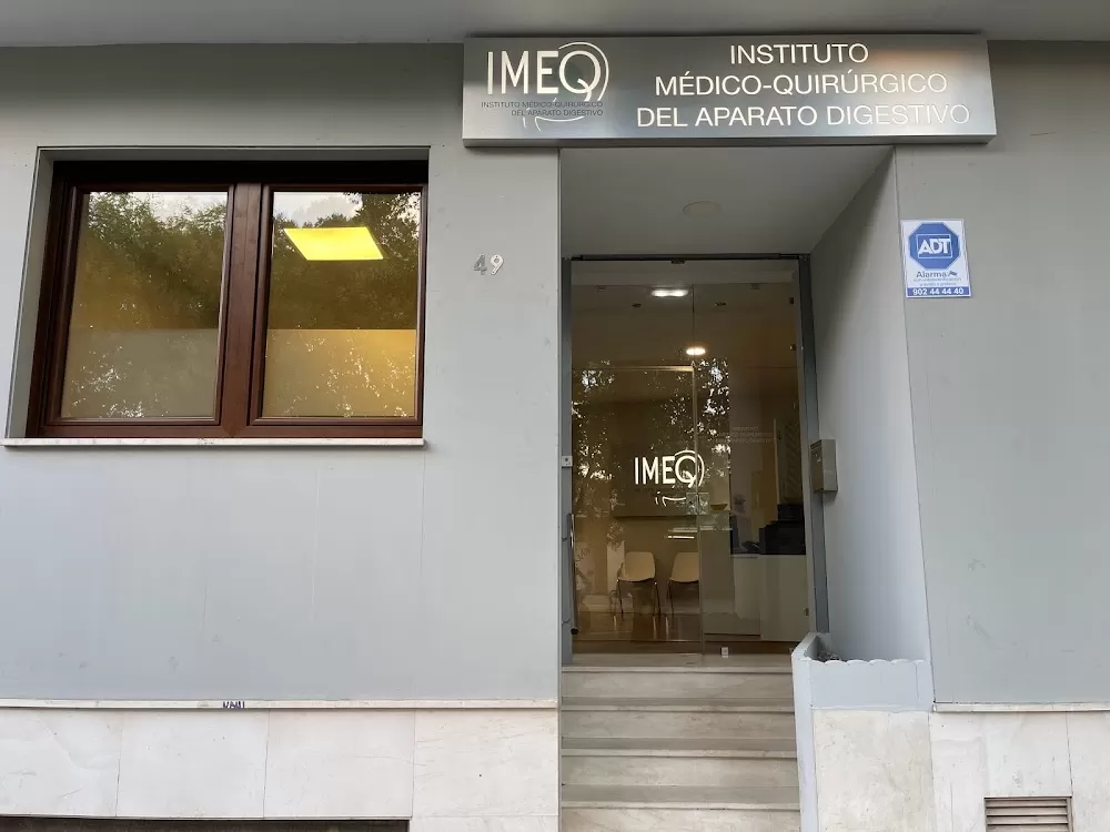 INMEQ - Instituto Médico-Quirúrgico del Aparato Digestivo (Antiguo IMEQ) - Photo 8