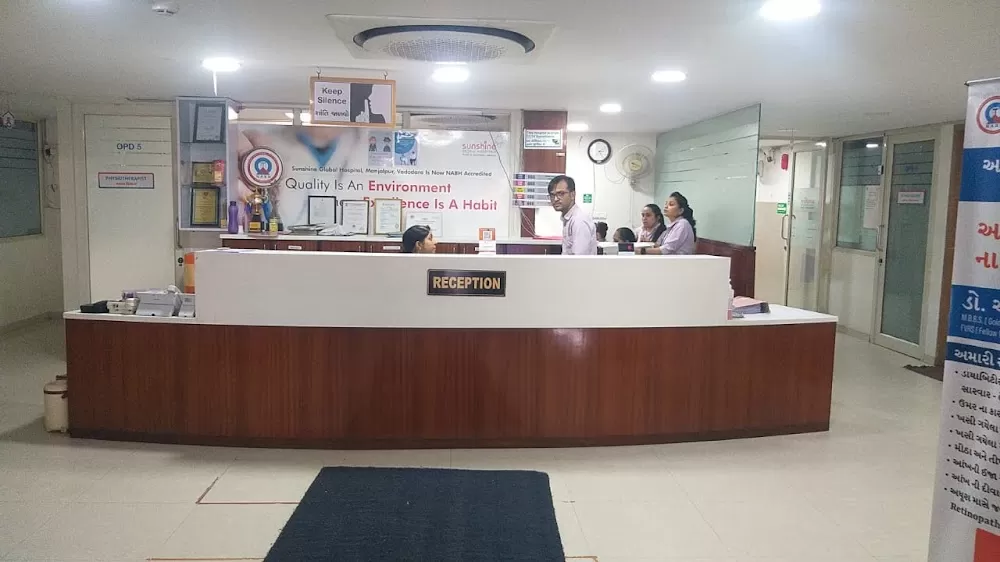 Dr. Shivam Shah | Robotic Knee & Hip Replacement Surgeon In Vadodara - Photo 1