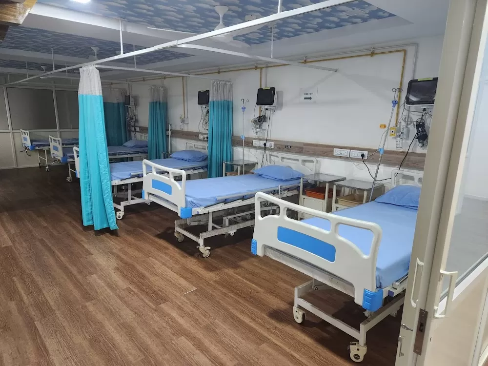 Medicaa Hospital - Photo 6