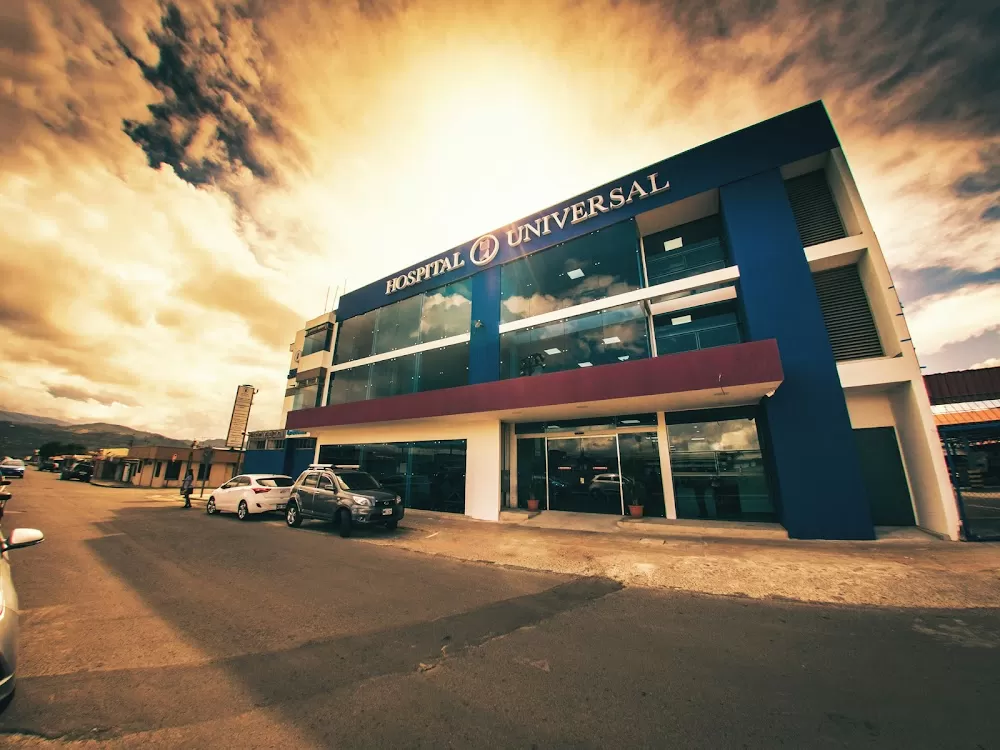 Hospital Universal Cartago - Photo 1