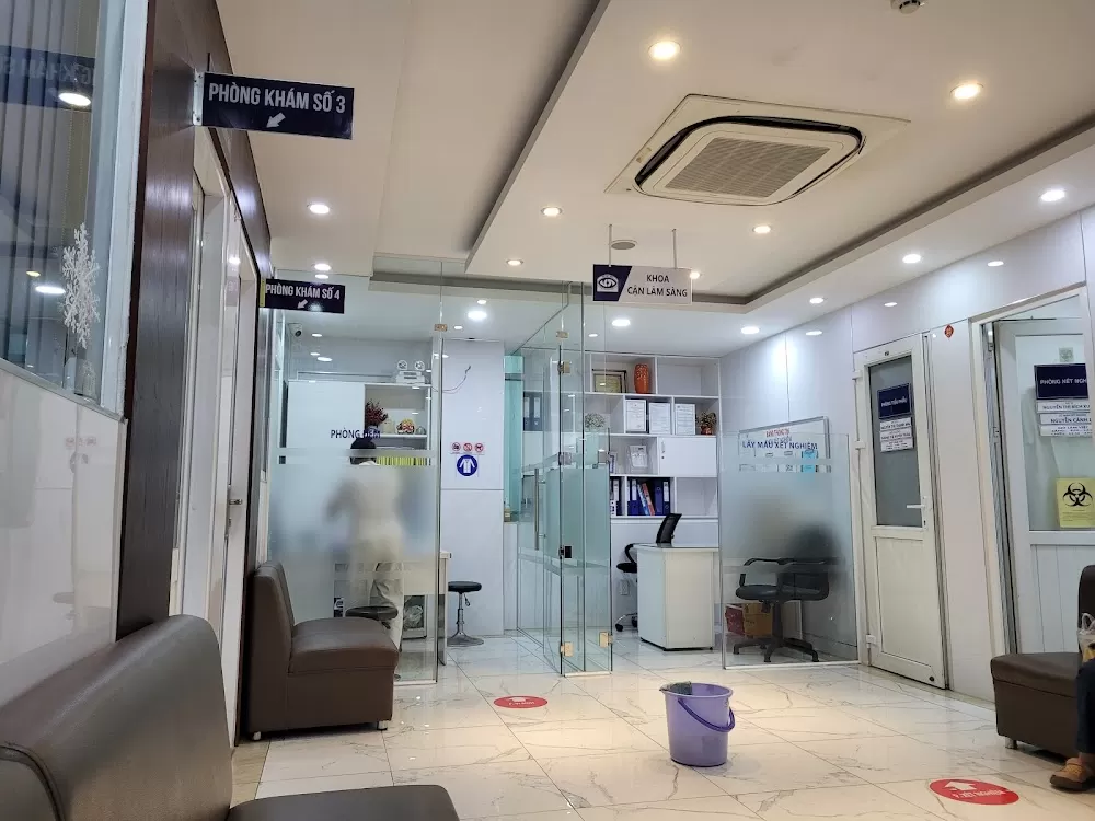Vietnam - Russia International Eye Hospital - HCMC - Photo 6