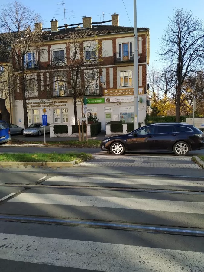 Buda's Private Medical Center - Photo 7