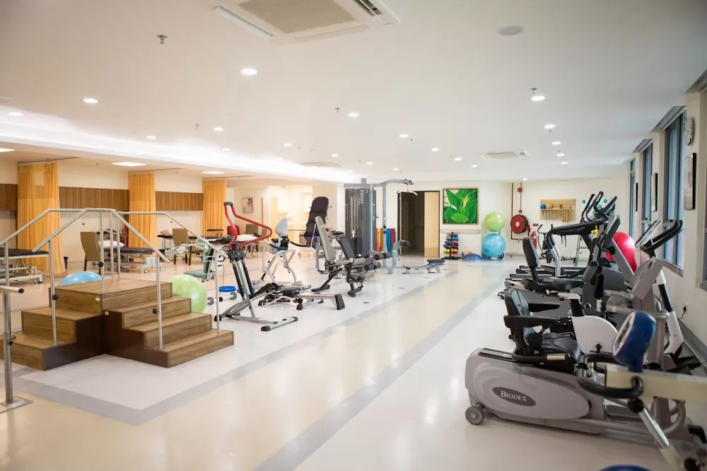 ReGen Rehab Hospital - Photo 5
