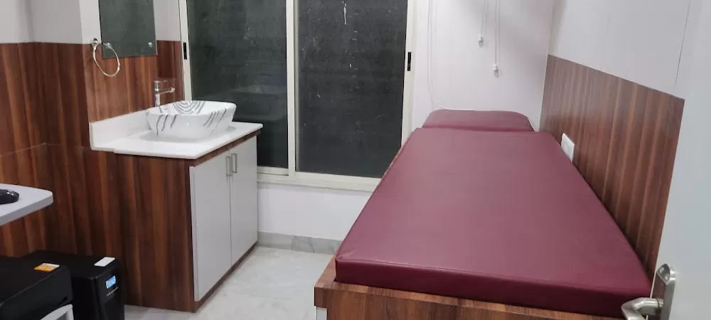 AMR Eye Center - Photo 5