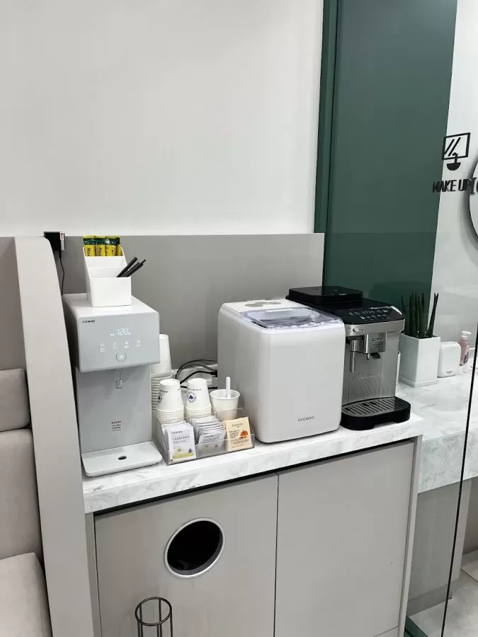 Dentique Dental Clinic - Photo 4