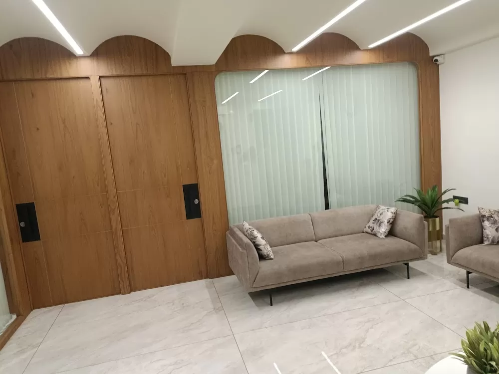 Dr Shah's Superspeciality Eye Hospital - Photo 5