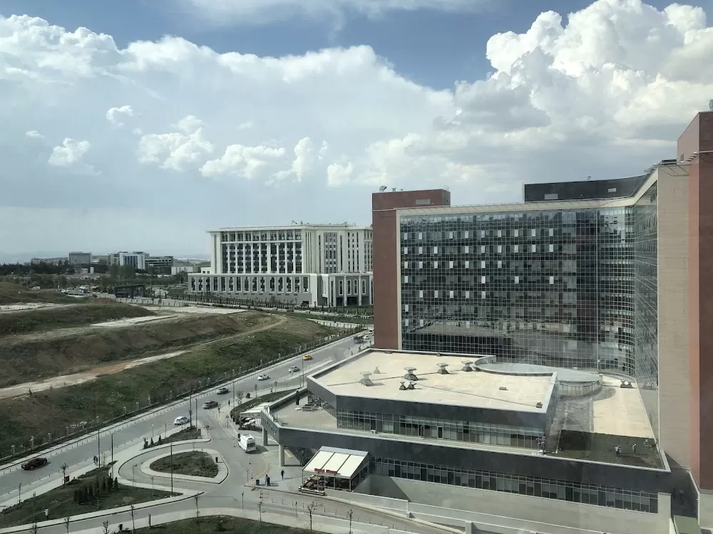 Ankara City Hospital - Photo 2