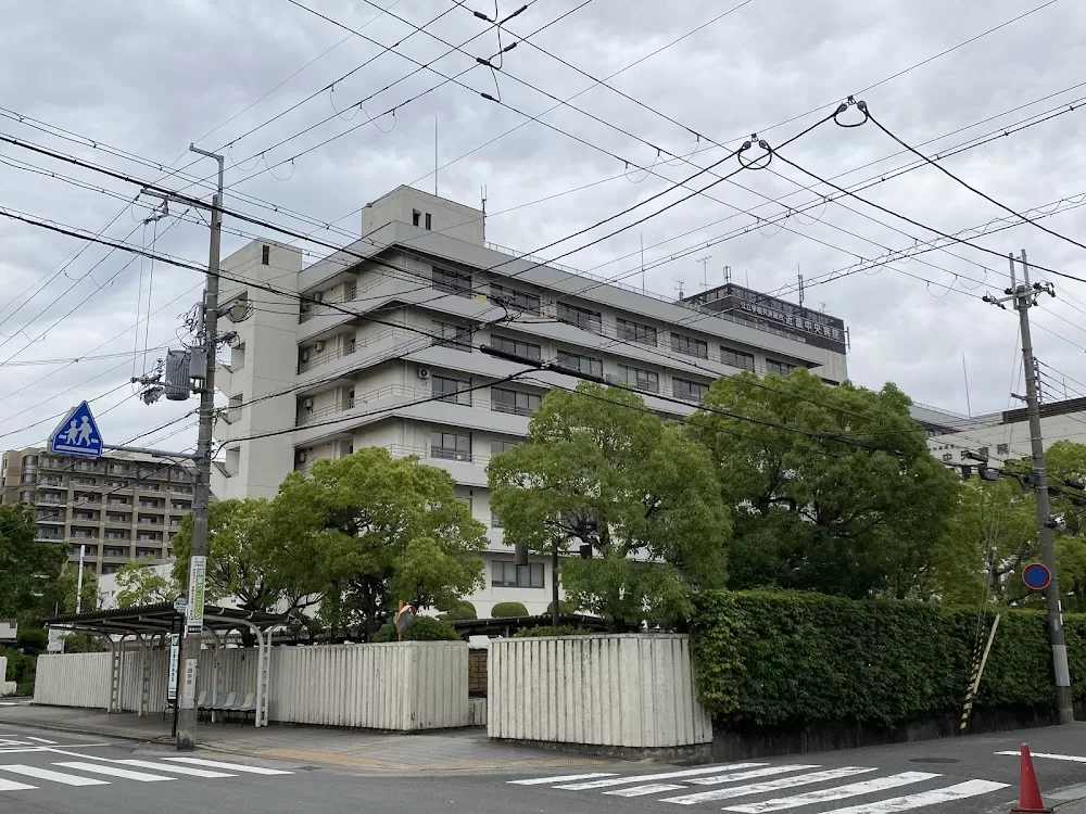 Kinki Central Hospital - Photo 6