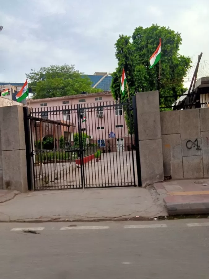 Mrs. Girdhar Lal Maternity Hospital - Photo 1