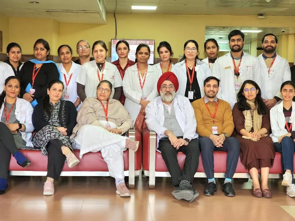 DR. Harpreet Singh Oncologist- Best Cancer Specialist Doctor in Ludhiana | Best Oncologist in Ludhiana - Photo 5