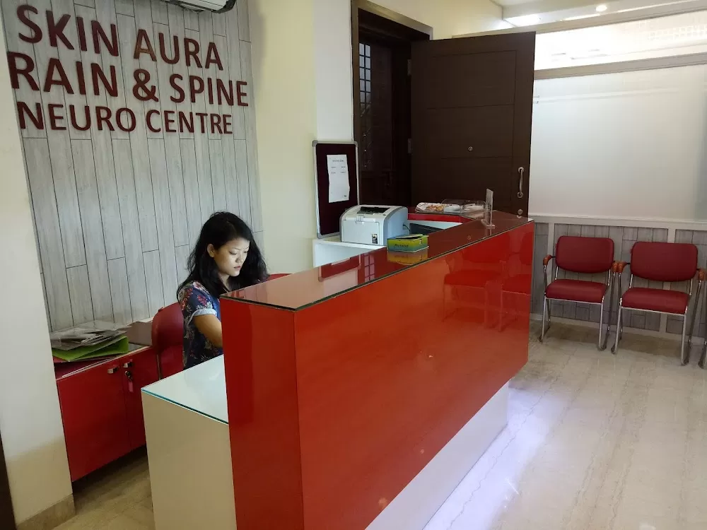 Skin Aura Brain And Spine Neuro Centre - Best Skin Clinic in Gurgaon - Photo 6