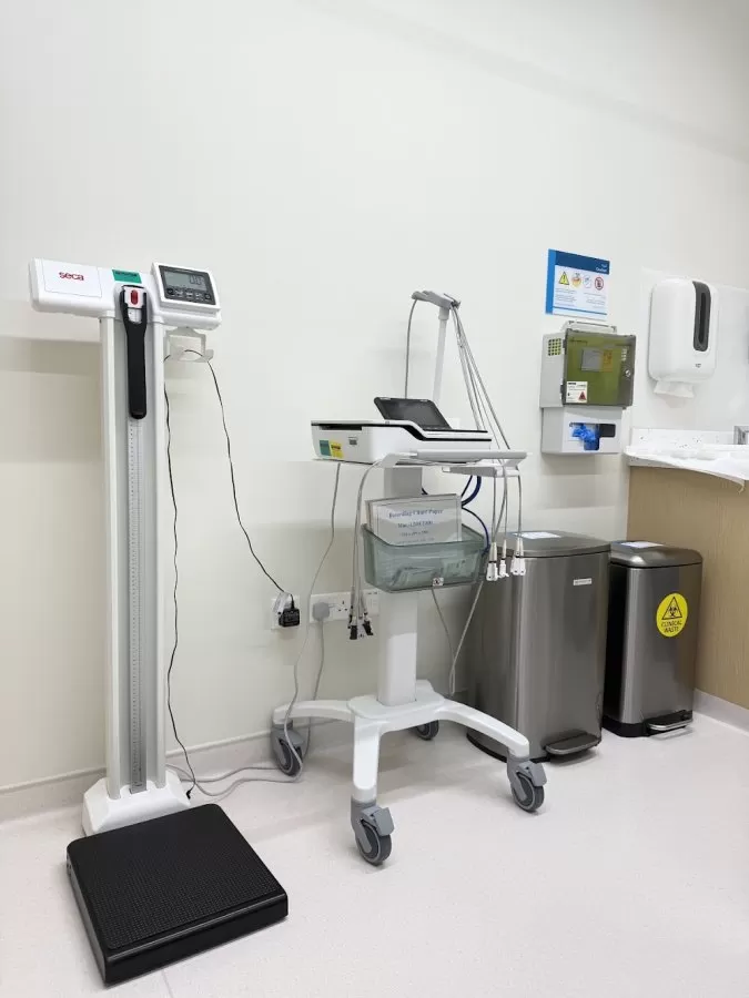 Imperial College London Diabetes & Endocrine Centre - Photo 8
