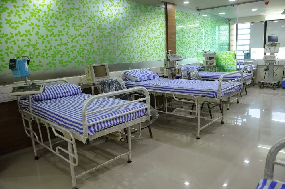 Cyril Children's Hospital Naranpura - Pediatric and Neonatal Intensive Care Unit - Photo 6