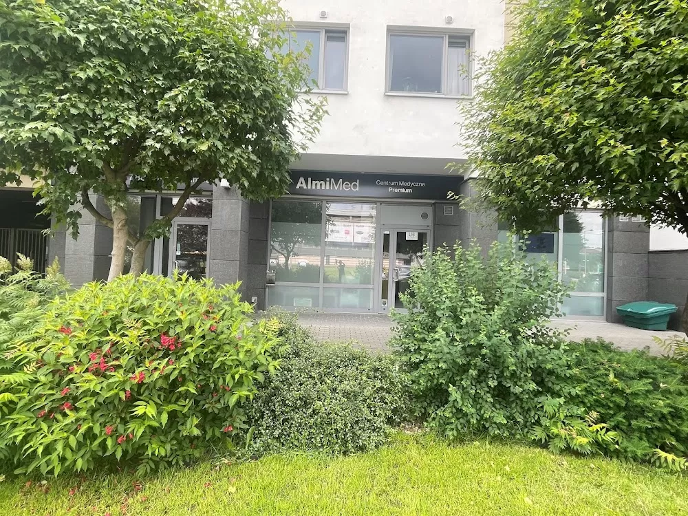 AlmiMed - Premium Medical Centre - Photo 2