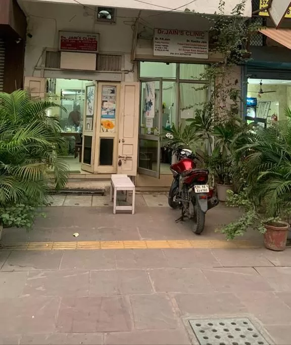 Dr. Kanika Jain - Photo 2