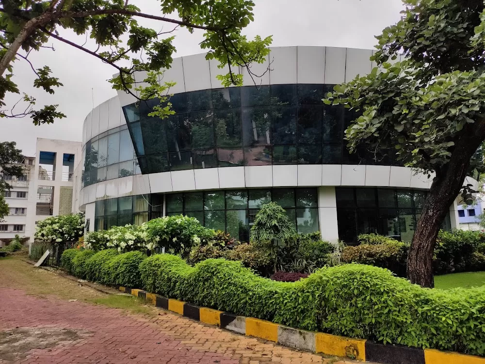 Saroj Gupta Cancer Center & Research Institute - Photo 4
