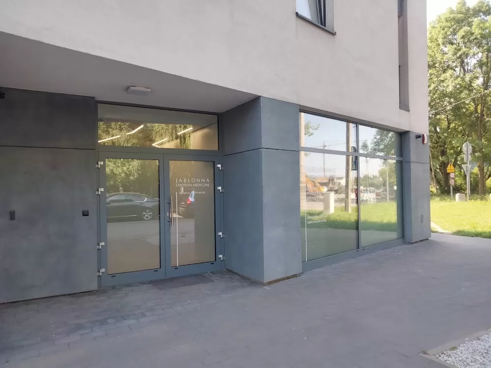 Jabłonna Centrum Medyczne - Photo 2