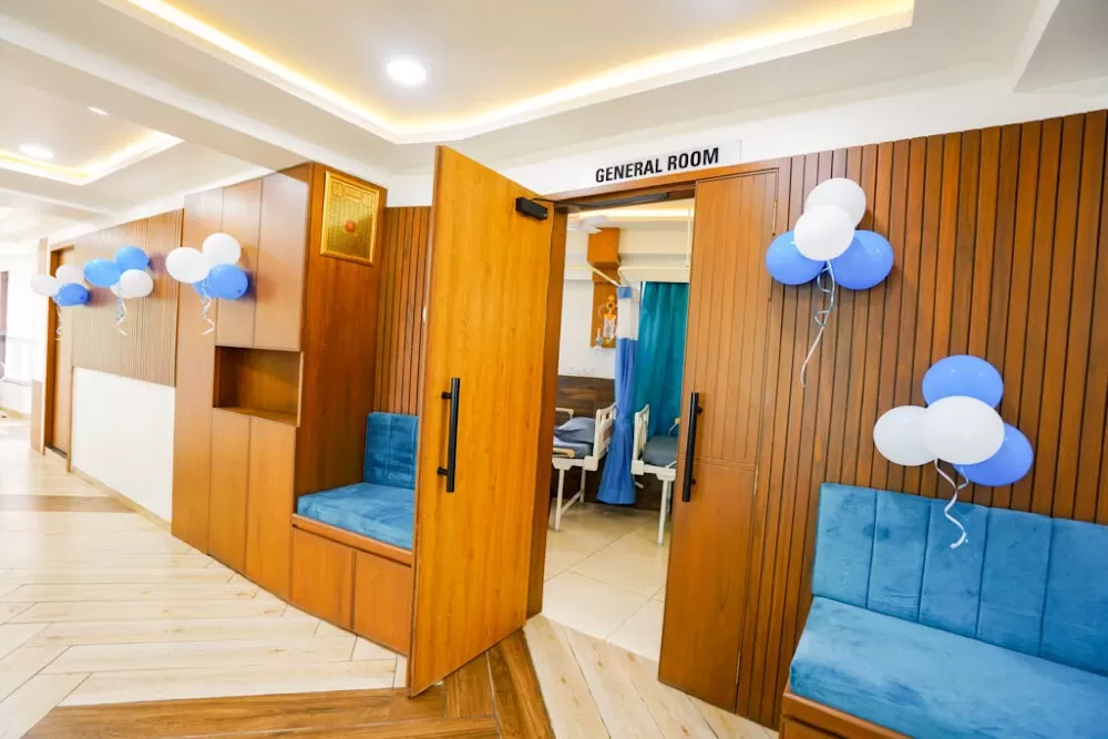 Zahra Mediplus Hospital (Emergency 24x7, ICU & Multi-Speciality) - Photo 3