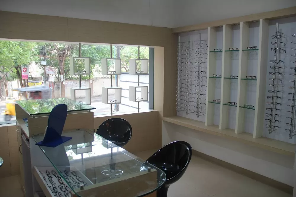 Swarup Eye Centre – Eye Hospital for LASIK, Cataract & Glaucoma in Panjagutta - Photo 2