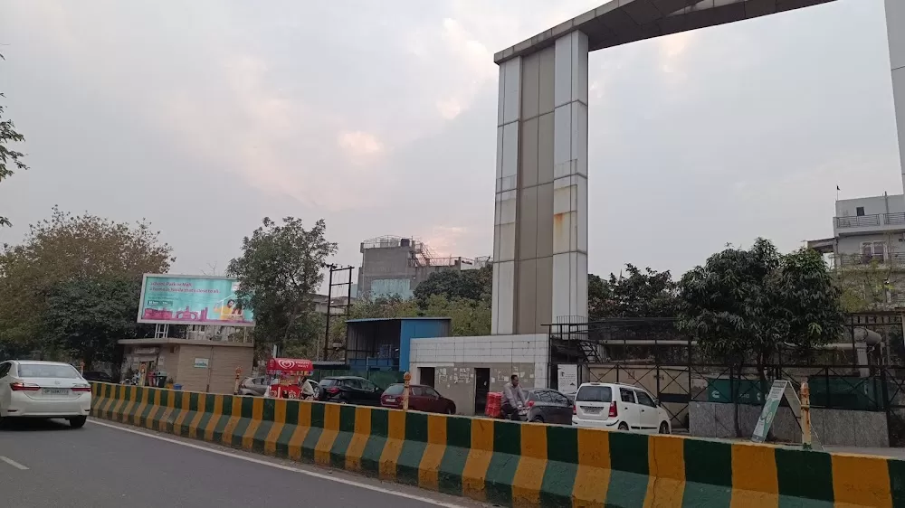 IndoGulf Hospital & Diagnostics - Photo 3