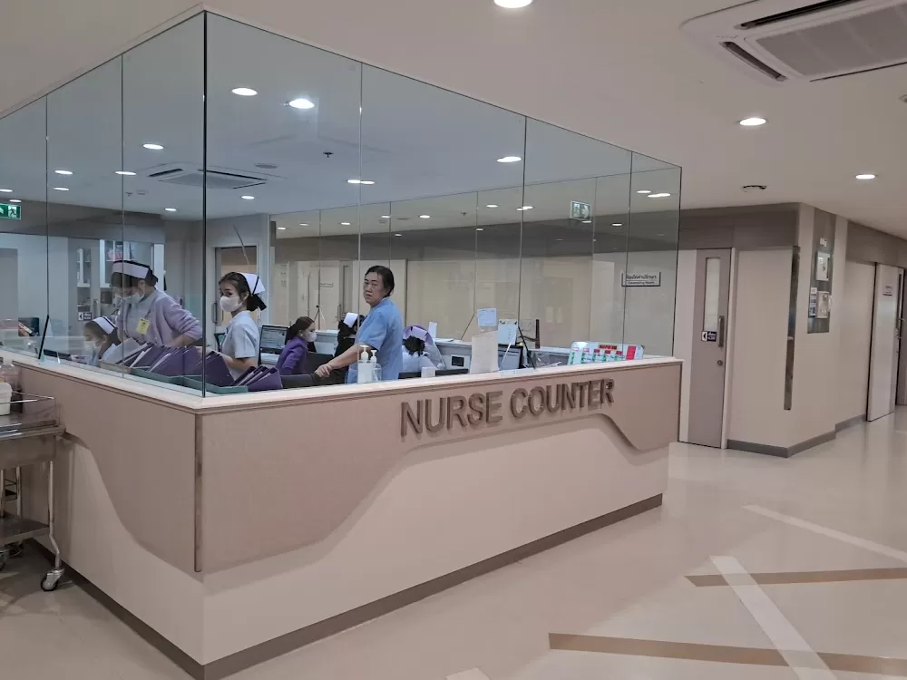 Kasemrad Hospital Bang Khae - Photo 8