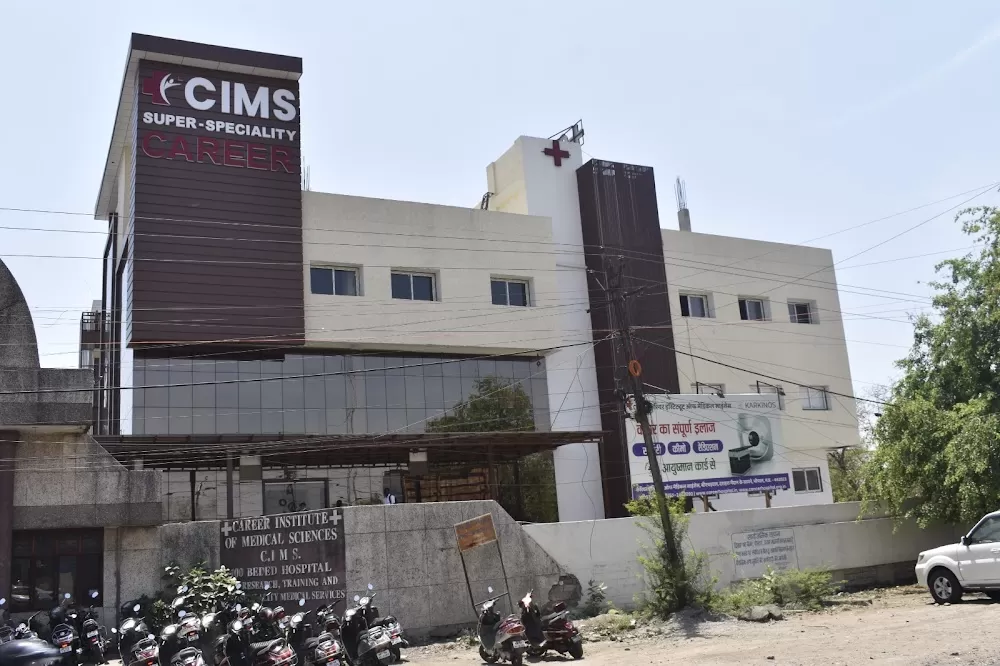 Career Hospital Bhopal - Photo 1