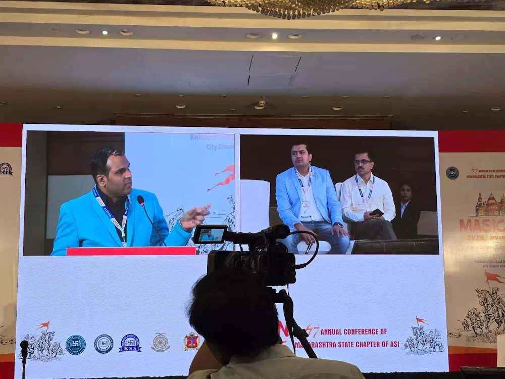 𝐃𝐫. 𝐒𝐚𝐜𝐡𝐢𝐧 𝐃𝐞𝐨𝐫𝐞 | Hernia Doctor | Fissure | Laparoscopic Surgeon | Piles Doctor In Nashik | Appendix Doctor In Nashik - Photo 4