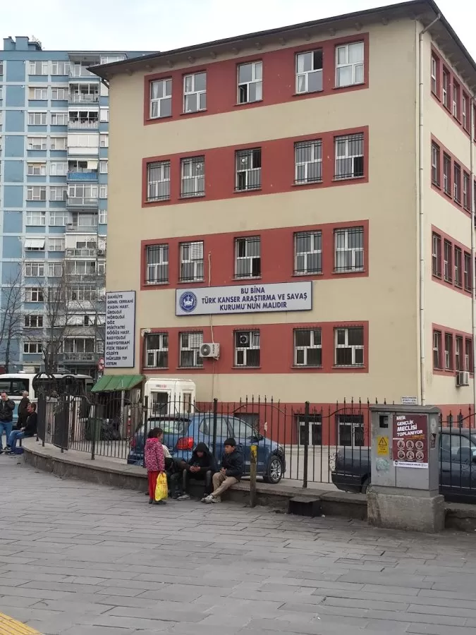 Türk Kanser Araştırma ve Savaş Kurumu Ahmet Andiçen Onkoloji Hastanesi - Photo 1