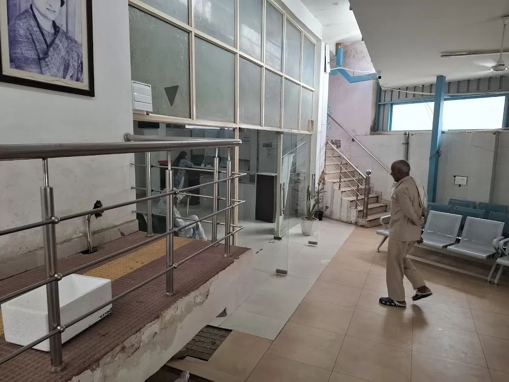 Indira Gandhi Eye Hospital | Best Eye hospital in Sohna Road | Eye specialist in Sohna Road Raipur - Photo 3