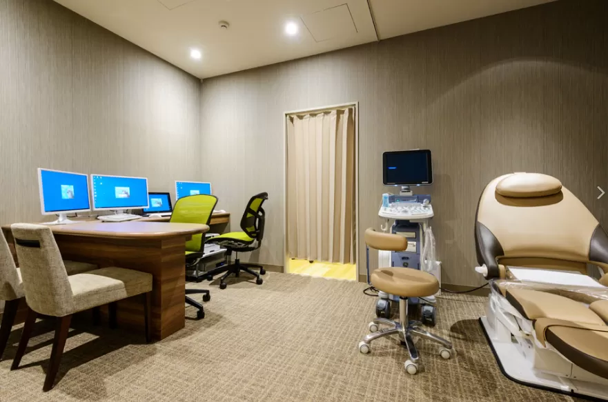 Sugiyama Ob-Gyn Clinic Shinjuku - Photo 3