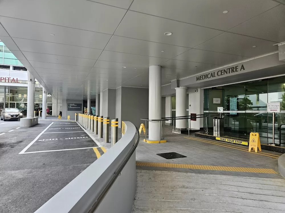 Medical Centre A - Photo 2