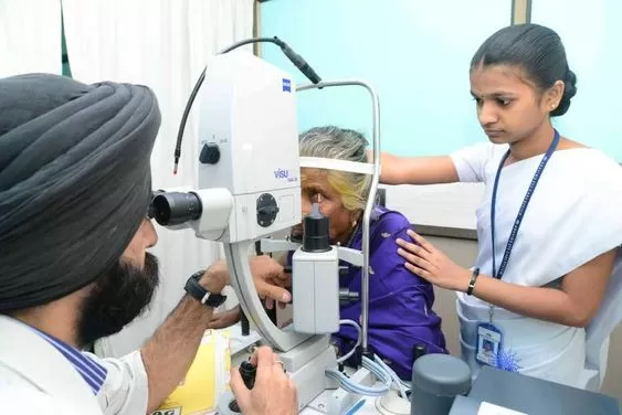 Ashish Surgical & Medical Eye Care Hospital In Nizampura , Vadodara | Eye Specialist In Vadodara | Ophthalmologist - Photo 2