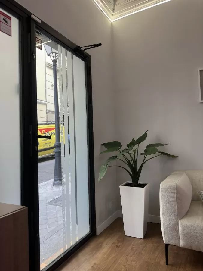Androclinic - Photo 6